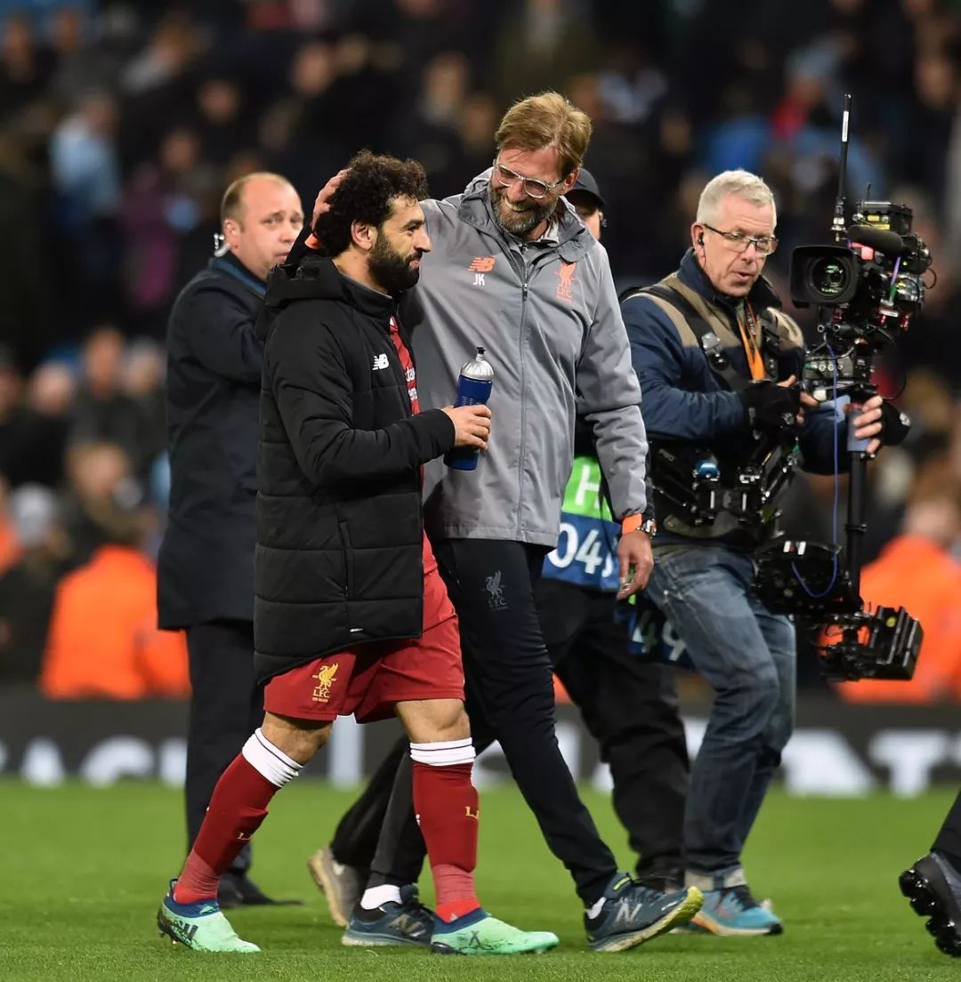 详解棒球规则中的界外球接捕死球判定